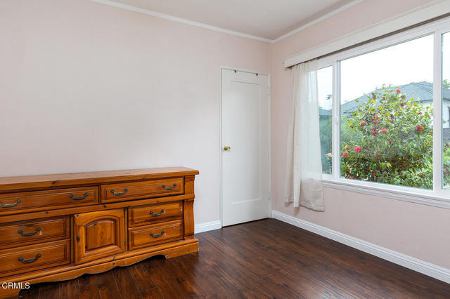 Building Photo - 3037 E Del Mar Blvd