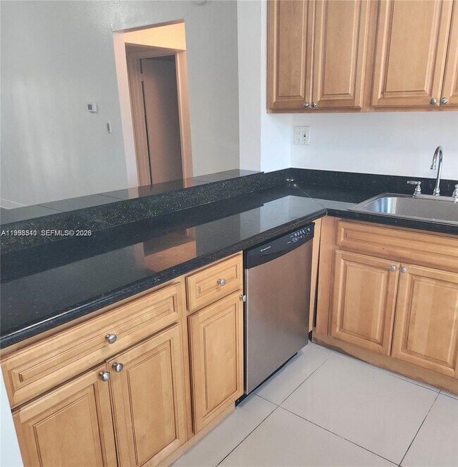 Building Photo - 8059 SW 21st Ct