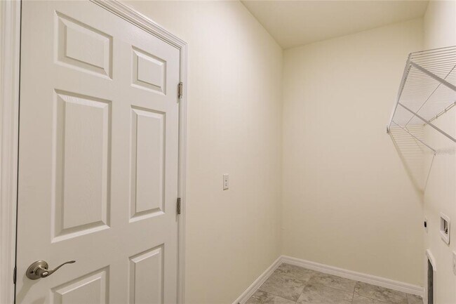 Building Photo - 1174 Navigator Rd