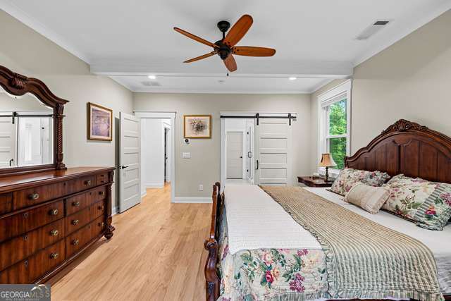 Building Photo - 150 Handshaker Ct