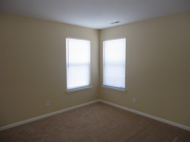 Building Photo - 10308 Clear Sky Dr