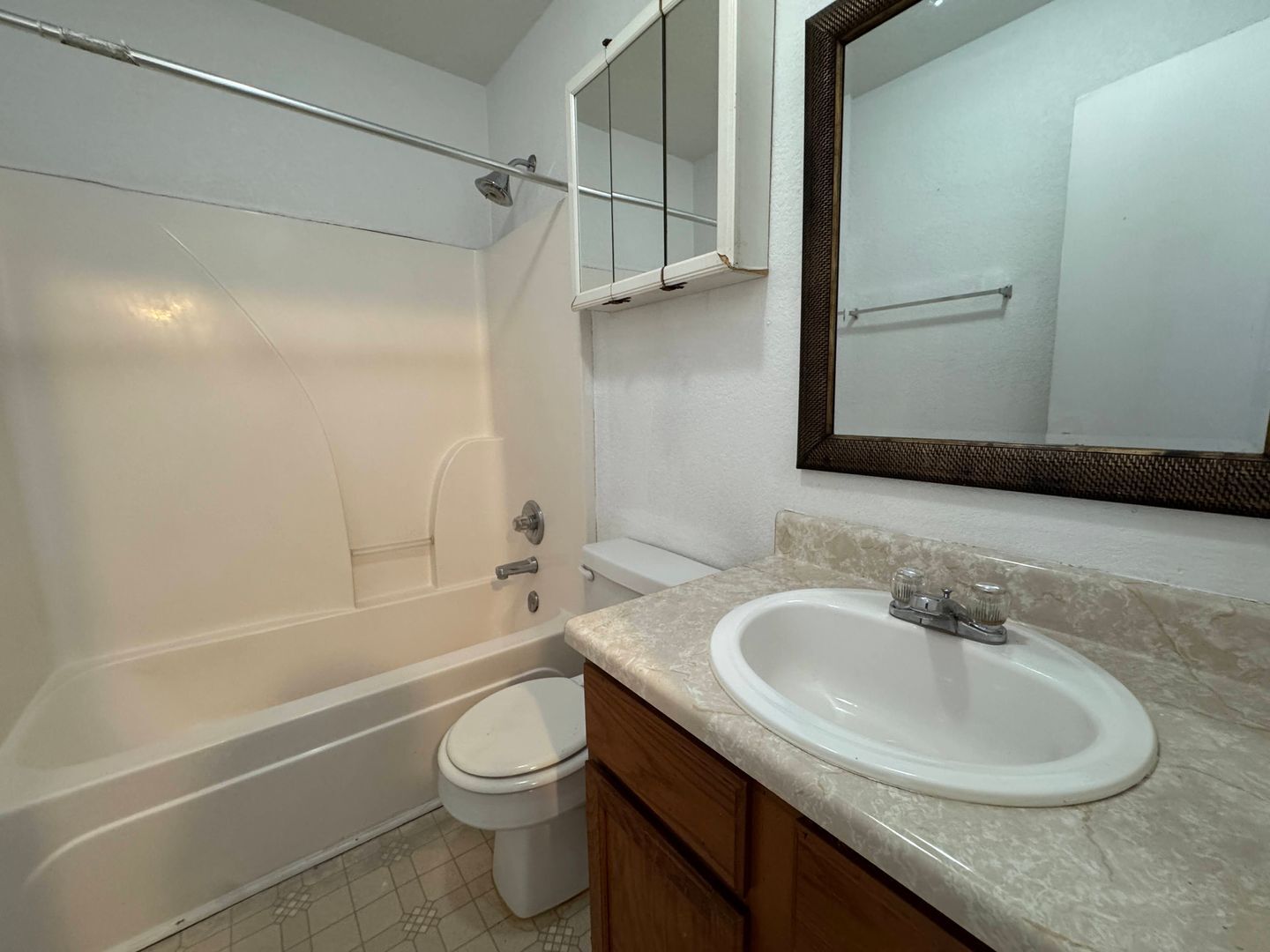 Building Photo - 2804 Leroy Cir