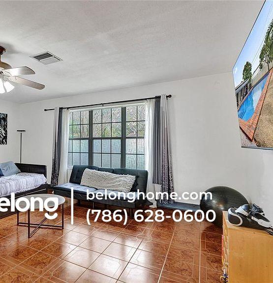 Building Photo - 5380 SW 8th Ct