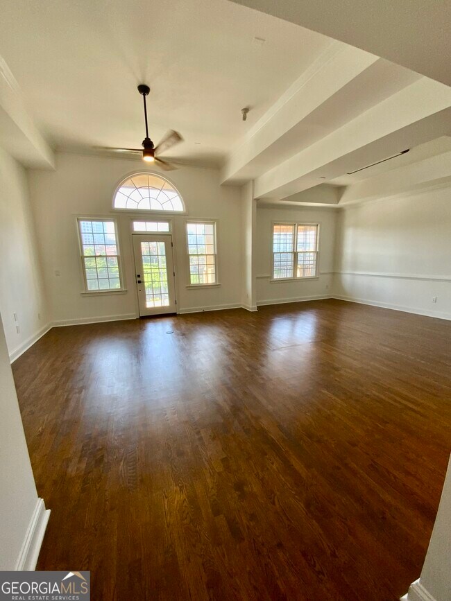 Building Photo - 1735 Peachtree St NE
