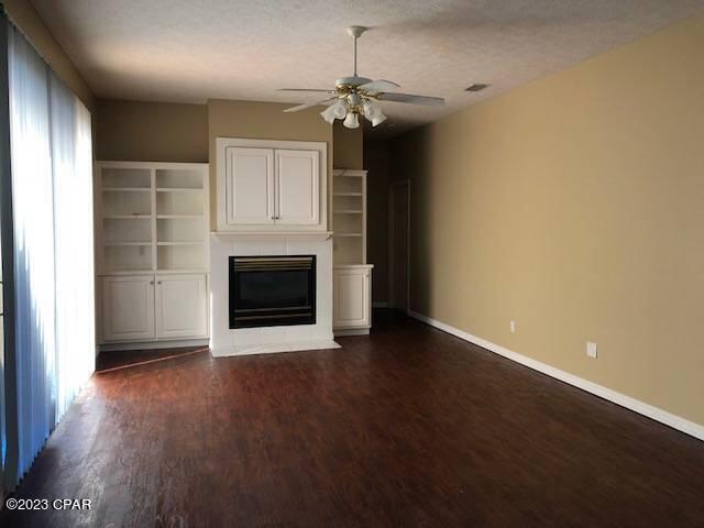 Building Photo - 1306 Vermont Ave