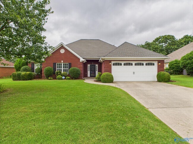 Primary Photo - 122 Bellingham Dr