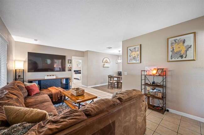 Building Photo - 1411 Pine Brook Dr
