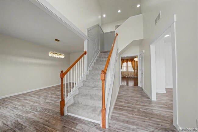 Building Photo - 49184 Gracechurch Rd