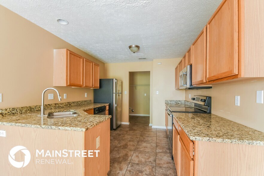 Building Photo - 6602 Largo Ln