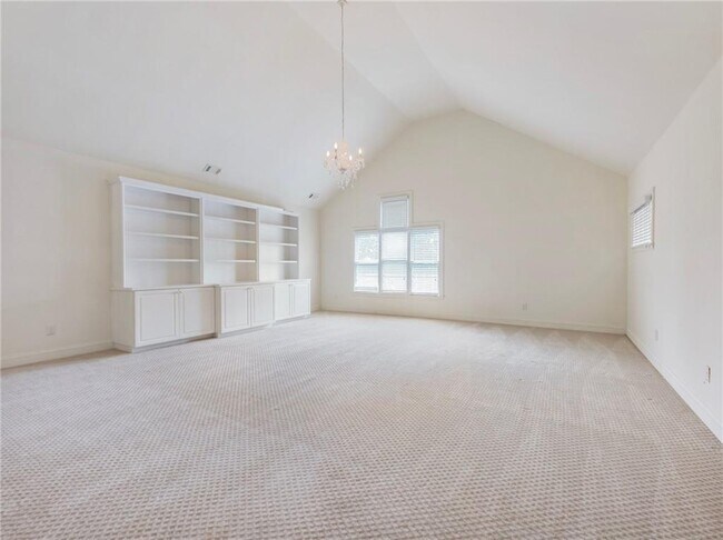 Building Photo - 5831 Choctaw Ln