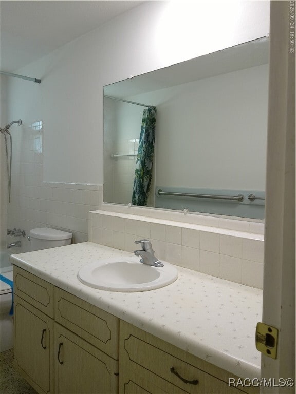 Building Photo - 1080 N Hollywood Cir