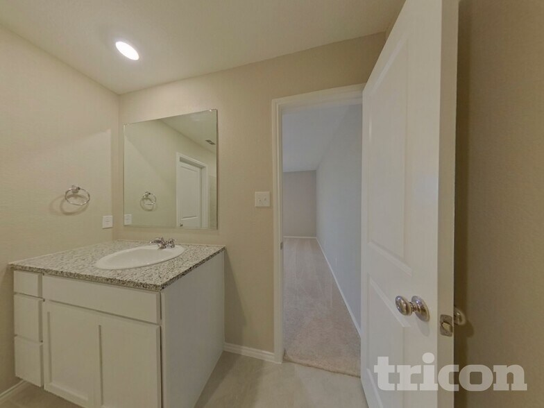 Building Photo - 1318 Canyon Wren Dr