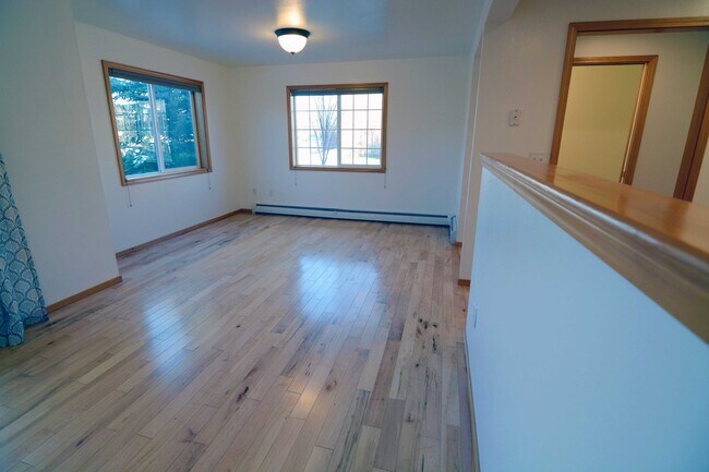 Building Photo - 625 N 5th Ave