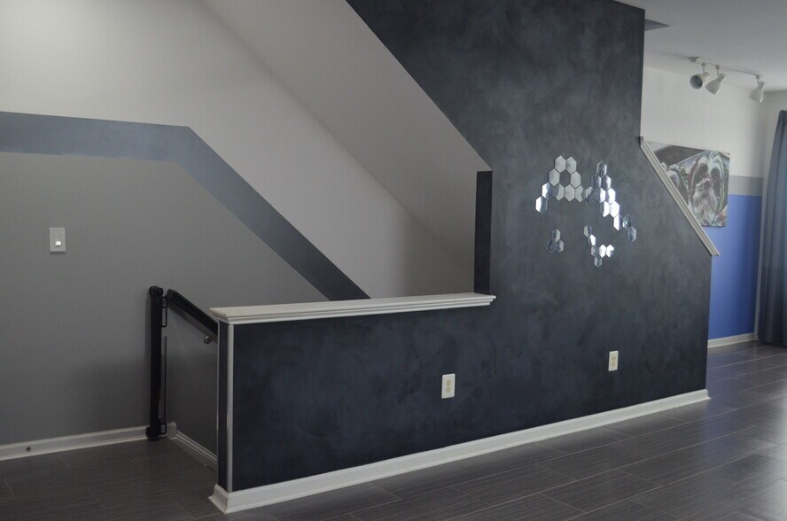 Building Photo - 14760 Mason Creek Cir