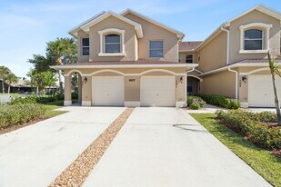 Building Photo - 907 Ocaso Ln