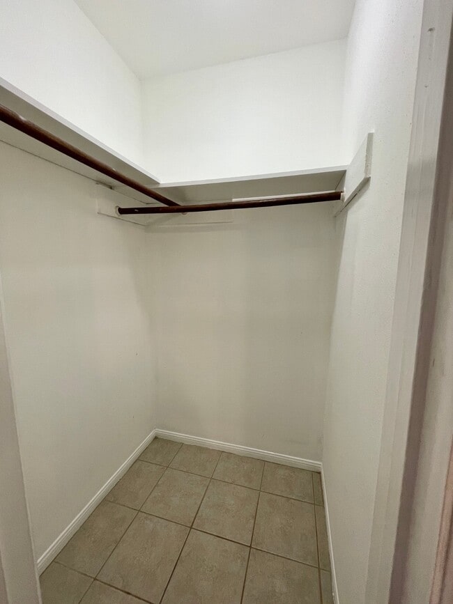 Building Photo - 7014 Caladero Dr