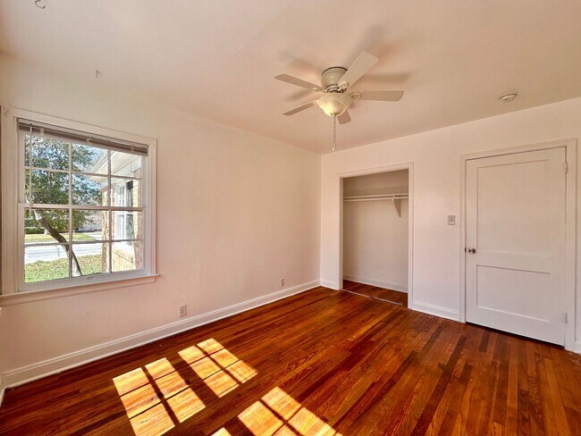 Building Photo - 5207 Shoal Creek Blvd