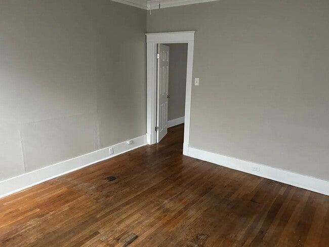 Building Photo - 286 Malvern St