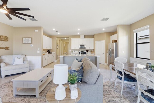 Building Photo - 15169 Serene Shrs Lp