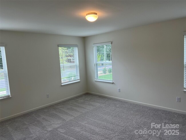 Building Photo - 1274 Scotch Meadows Loop