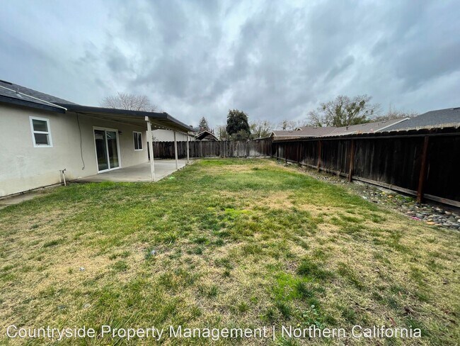 Building Photo - 3 br, 2 bath House - 2313 Rose Avenue