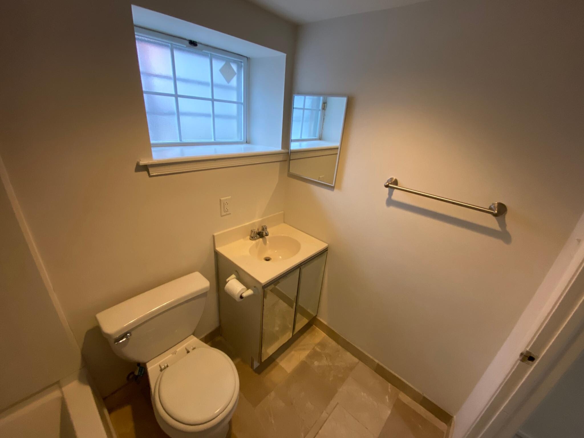 Building Photo - 3901 Baring St