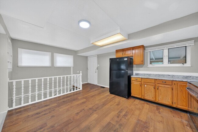 Building Photo - 138 Grampian Rd
