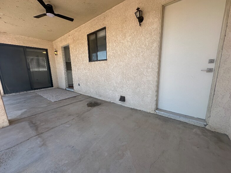 Building Photo - 3330 Tolteca Dr