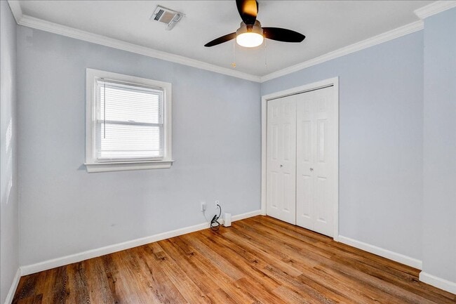 Building Photo - 3 Bed Apartment in North Middletown