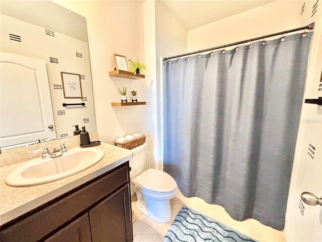 Building Photo - 2371 Brassie Ct