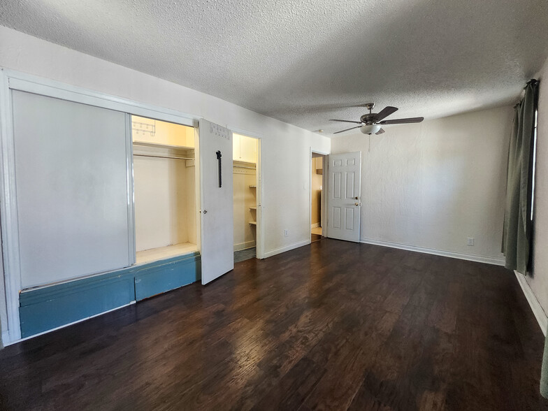 Building Photo - 1347 Genevieve St