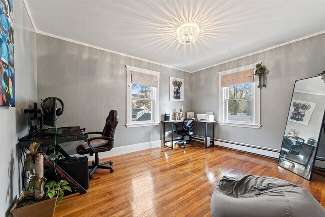 Building Photo - 101 W Plain St