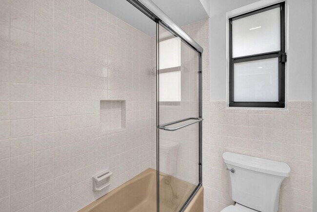 Building Photo - 3020 N 34th St