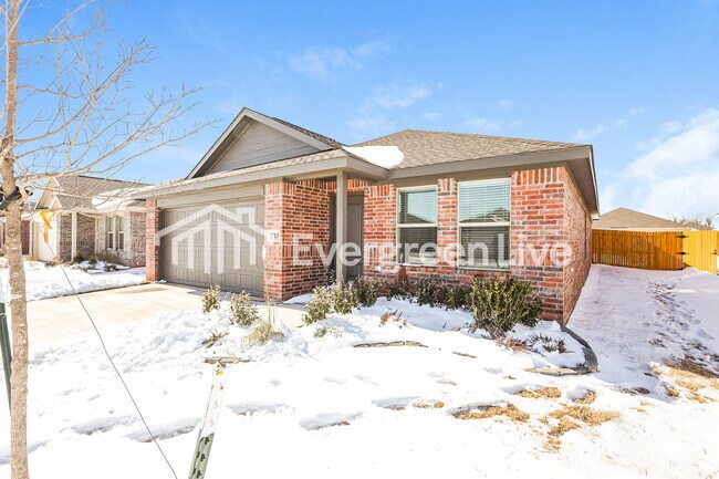 Building Photo - 3713 Los Cabos Dr