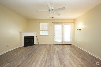Building Photo - A charming house w/ 2 beds and 2 bath