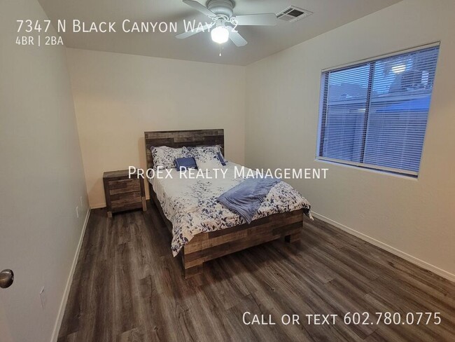 Building Photo - Rare 4 Bedroom 2 Bathroom in Phoenix