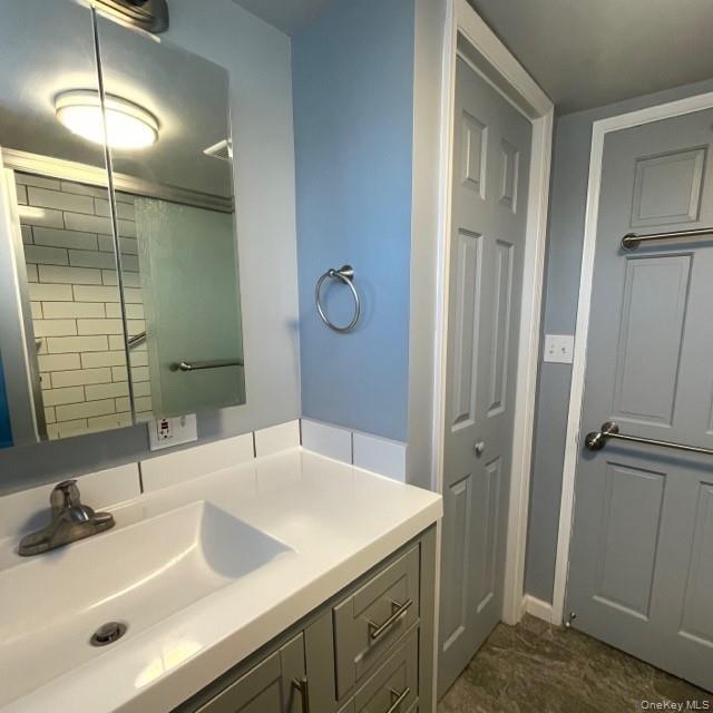 Building Photo - 6 Union Ave