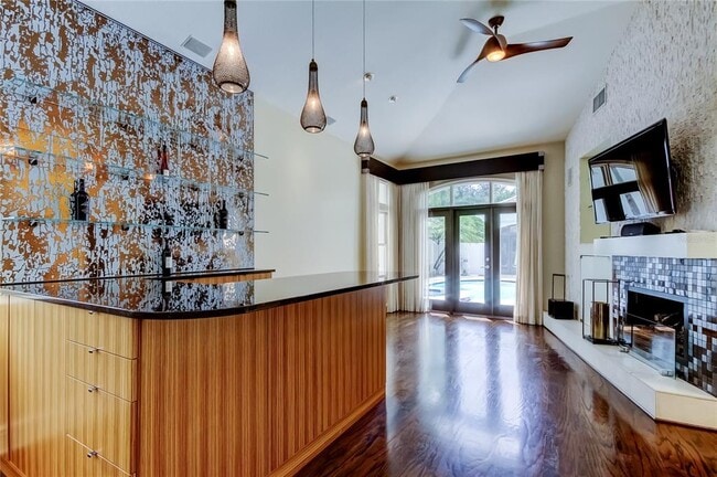 Building Photo - 905 Mooring Cir