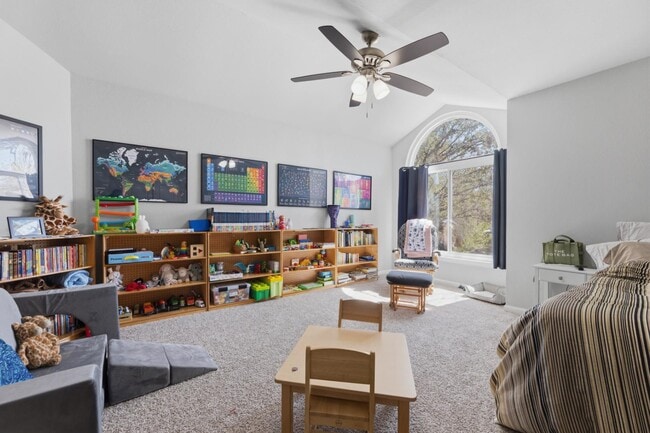 Building Photo - 2607 Sky Dale Dr