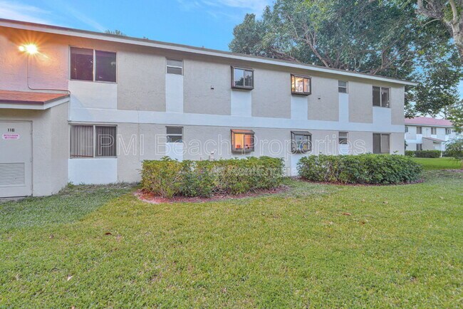 Building Photo - 116 Gardens Dr