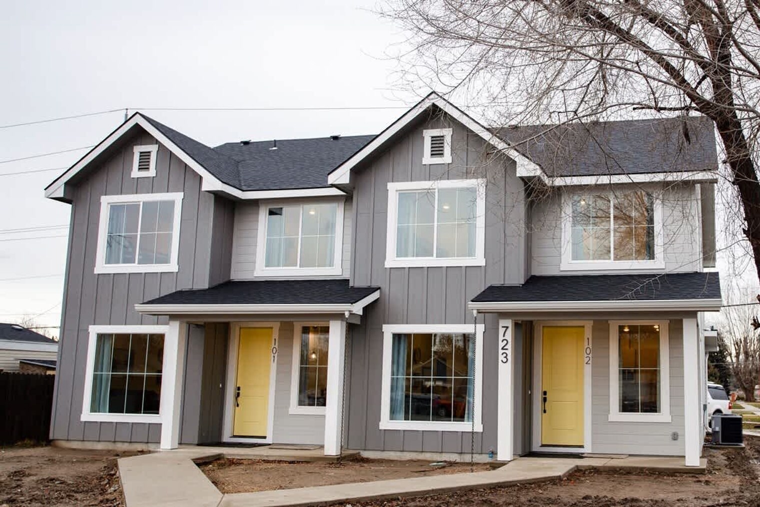 Building Photo - 717 E Elgin St