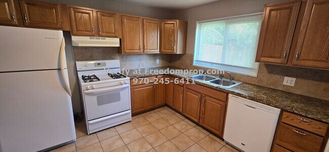Building Photo - 1234 Bonito Ave