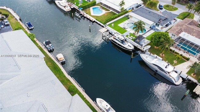 Building Photo - 455 Paradise Isle Blvd