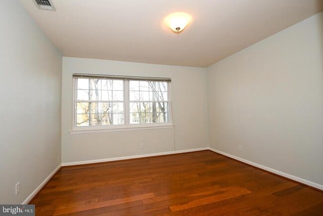 Building Photo - 10715 Hampton Mill Terrace