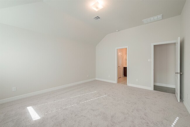 Building Photo - 40712 Guillemont Ln