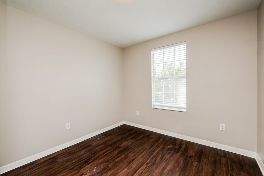 Building Photo - 6507 Trent Creek Dr