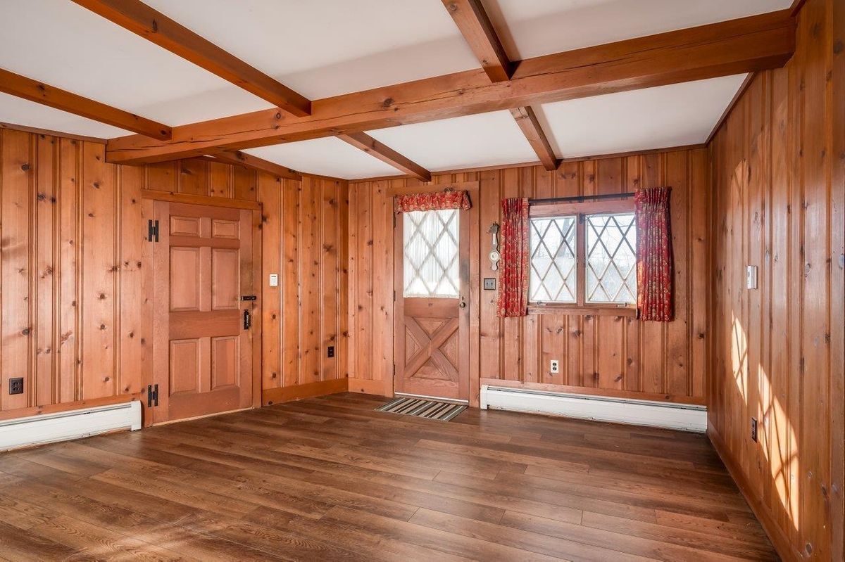 Building Photo - 45 Weare