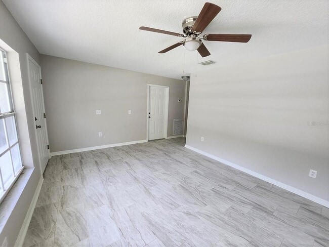 Building Photo - 22124 Bell Harbor Dr