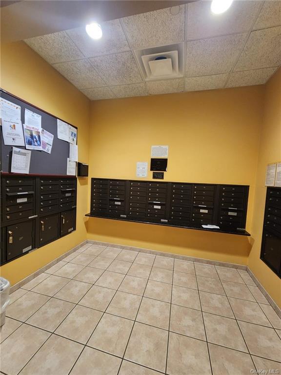 Building Photo - 1275 Grant Ave