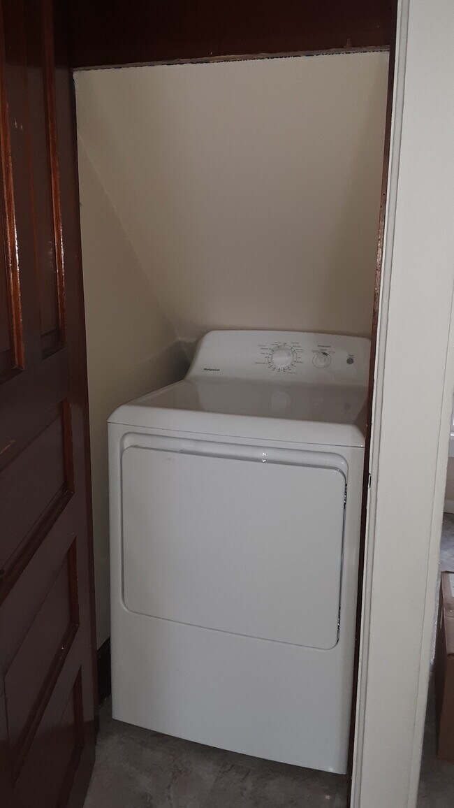 Building Photo - 1257 Jackson St